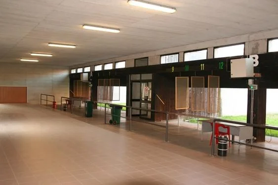 STAND 25 METRI